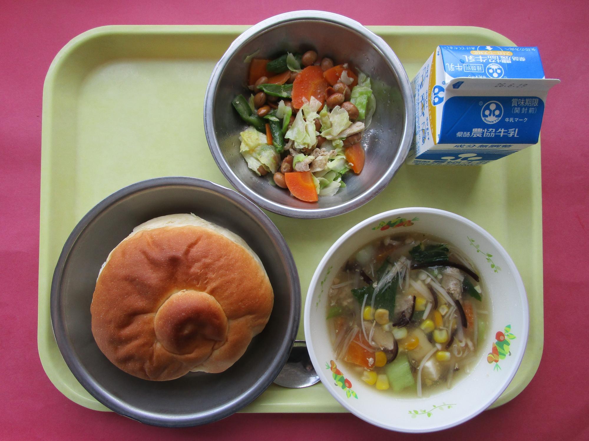 令和8年6月12日の給食画像B