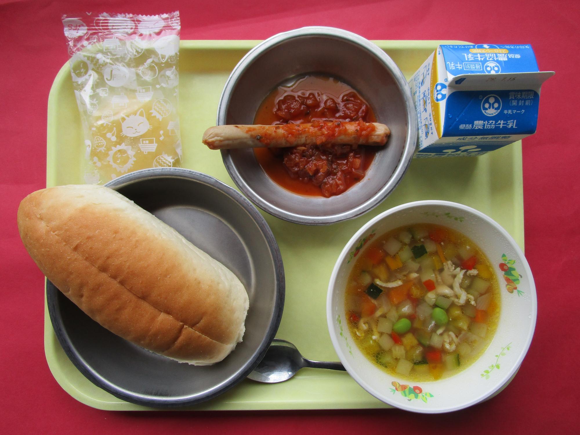 令和8年7月8日の給食画像B