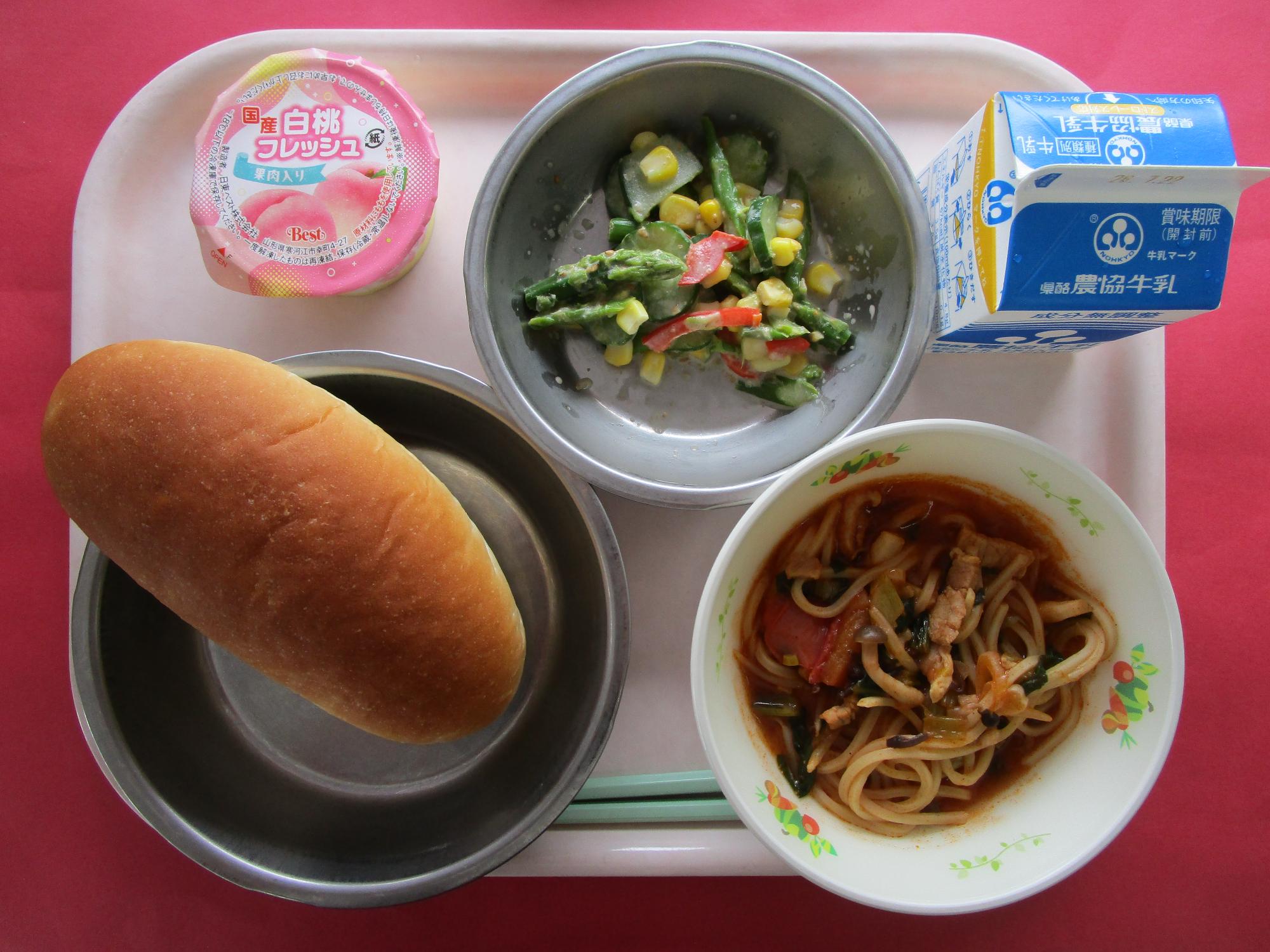 令和8年7月15日の給食画像A